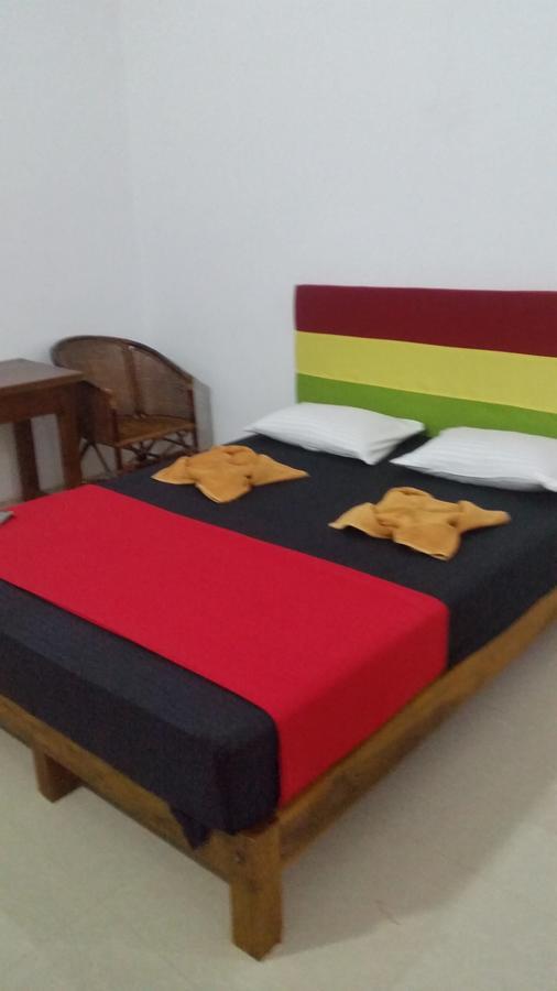 Selahn Inn Катунаяка Экстерьер фото